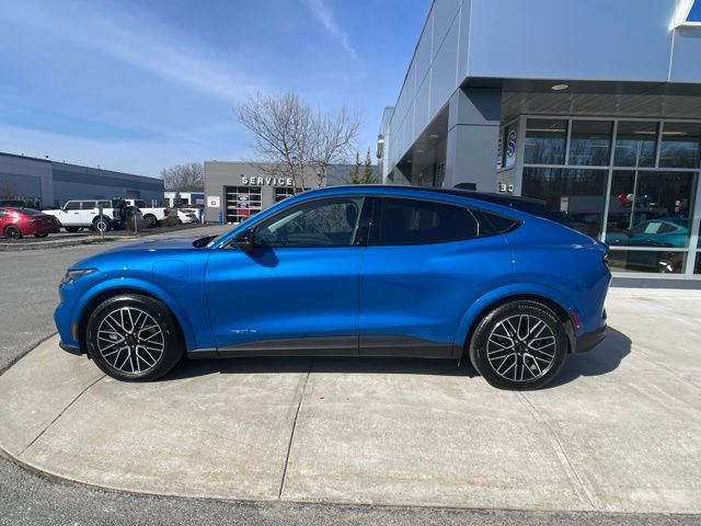 Certified 2025 Ford Mustang Mach-E Premium image 2