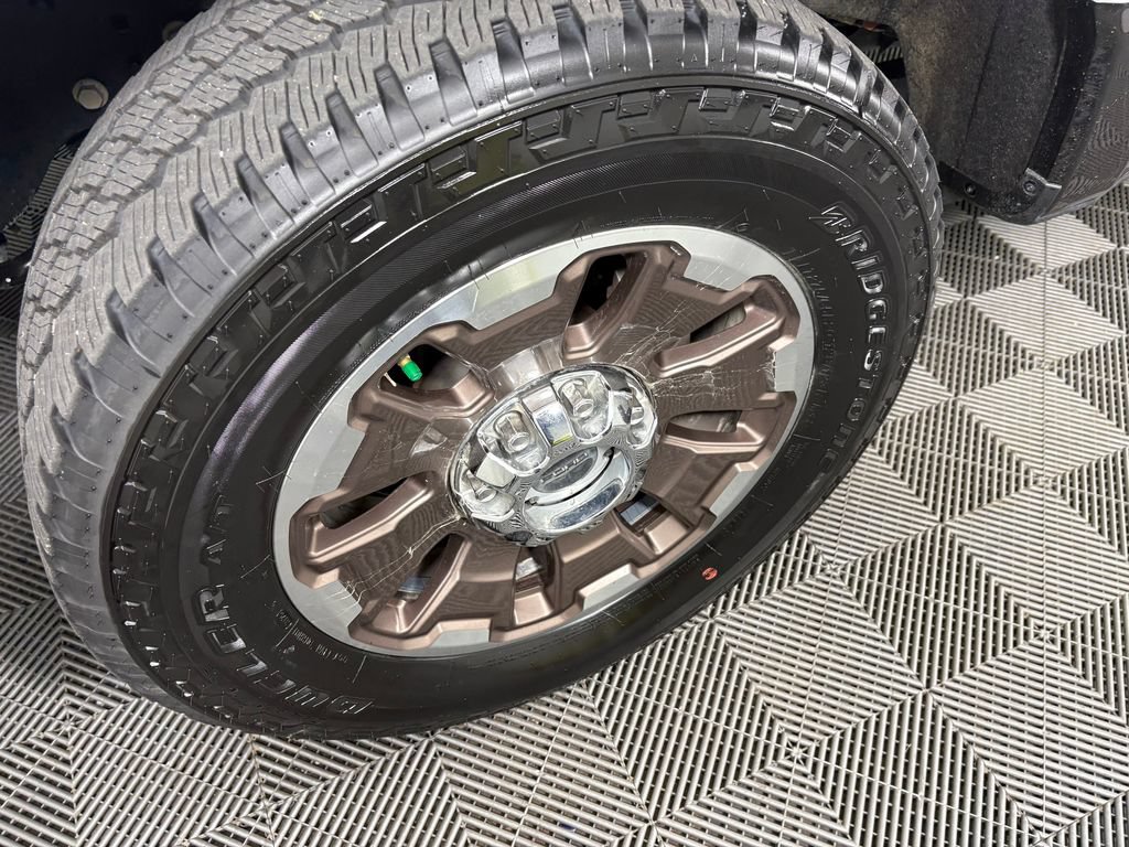 Certified 2025 Ford F250 King Ranch AWD/4WD image 18