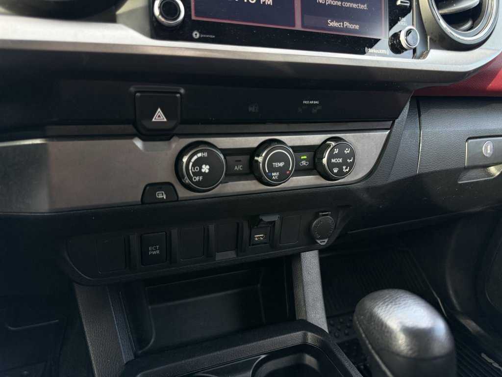 Used 2020 Toyota Tacoma SR5 image 17