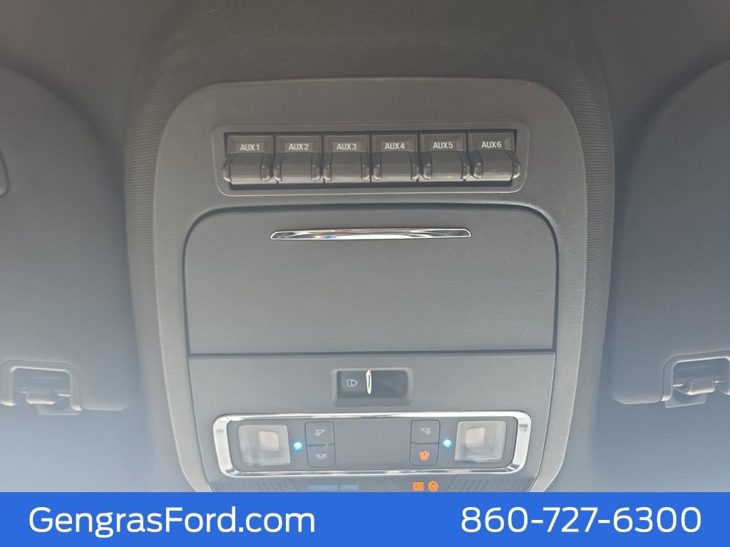 Certified 2024 Ford F250 Lariat w/ Lariat Ultimate Package AWD/4WD image 31