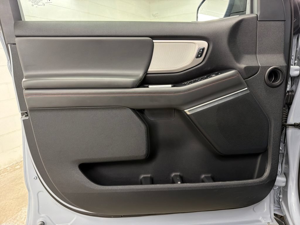 Certified 2025 Ford Expedition Active RWD image 17