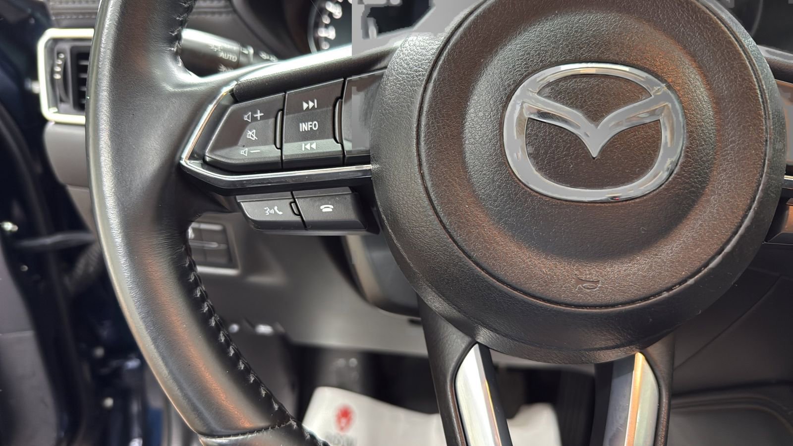 Used 2023 MAZDA CX-5 AWD 2.5 S w/ Premium Package image 16