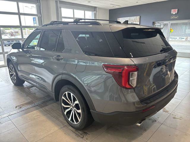 Certified 2022 Ford Explorer ST-Line AWD/4WD image 5