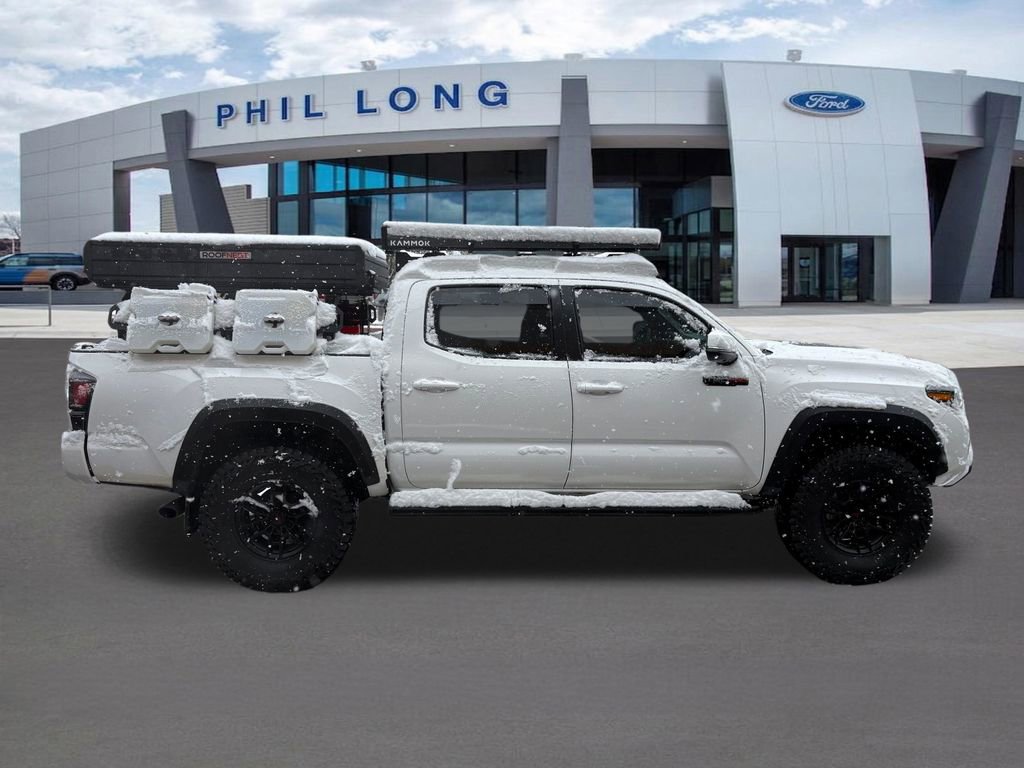 Used 2021 Toyota Tacoma TRD Pro AWD/4WD image 7