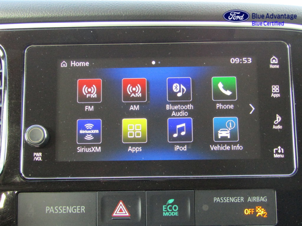 Used 2018 Mitsubishi Outlander SEL AWD/4WD image 28