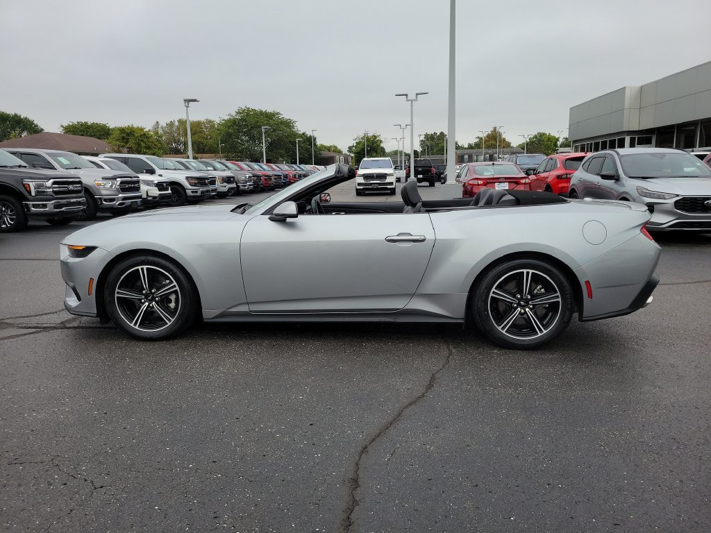 Certified 2025 Ford Mustang Premium RWD image 7