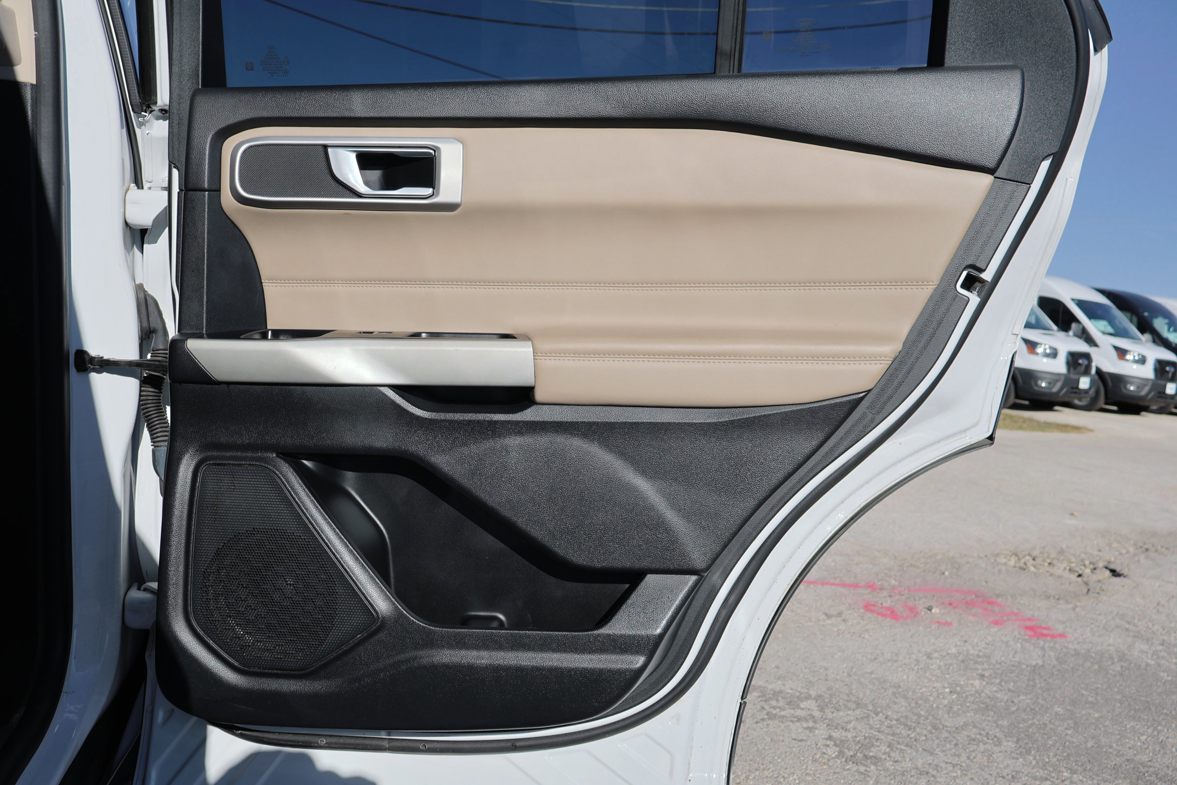 Certified 2022 Ford Explorer XLT w/ Equipment Group 202A image 35