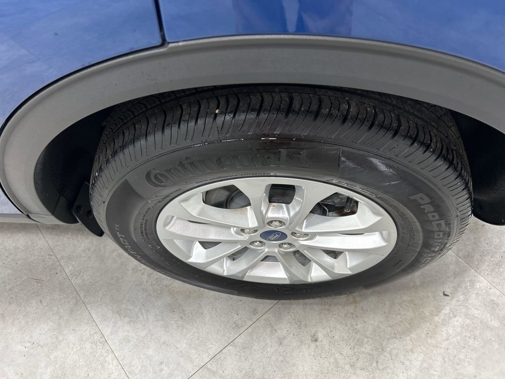 Certified 2022 Ford Escape SE w/ Cold Weather Package image 9