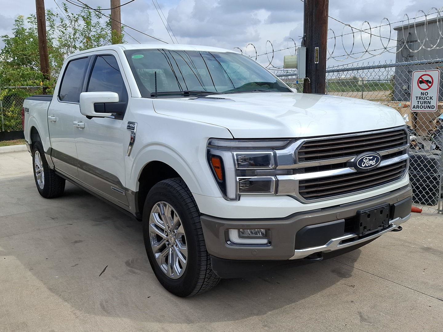Certified 2025 Ford F150 King Ranch w/ FX4 Off-Road Package AWD/4WD image 27