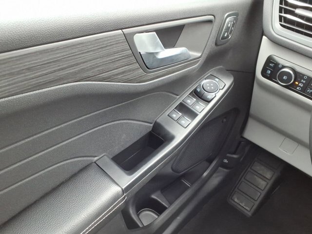 Certified 2023 Ford Escape Platinum w/ Premium Technology Package AWD/4WD image 14