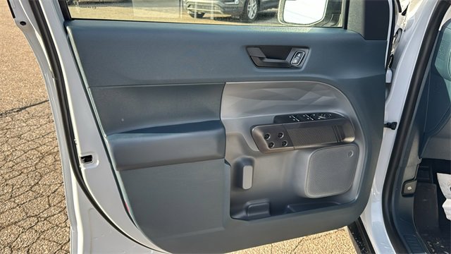 Certified 2025 Ford Maverick XLT w/ XLT Luxury Package image 10