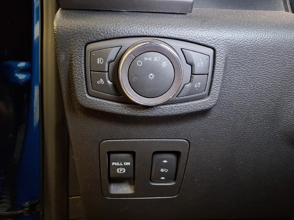 Certified 2019 Ford F150 XLT w/ Equipment Group 302A Luxury AWD/4WD image 16