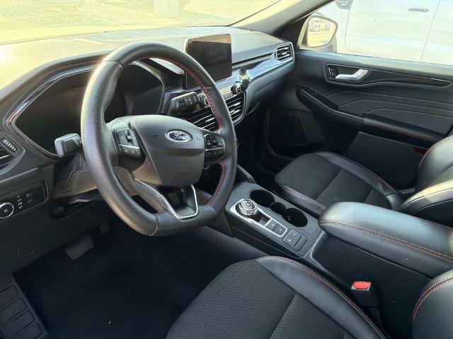 Certified 2025 Ford Escape ST-Line Select AWD/4WD image 21