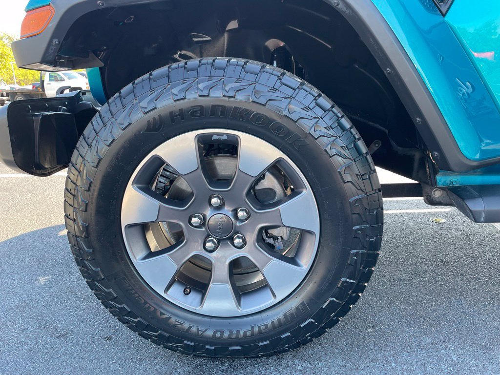 Used 2020 Jeep Wrangler Unlimited Sahara AWD/4WD image 33