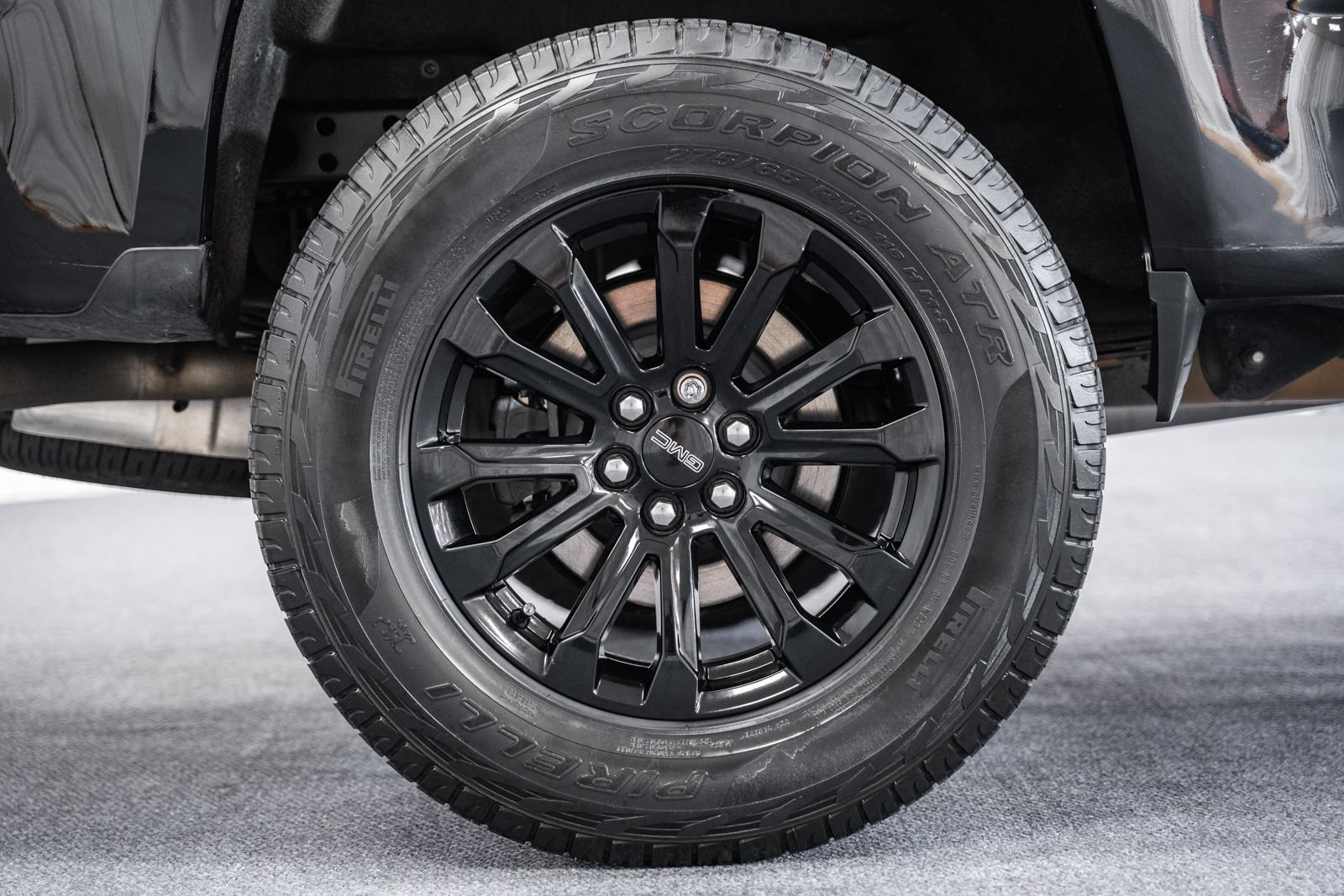Used 2022 GMC Canyon Elevation w/ Elevation Premium Package RWD image 17