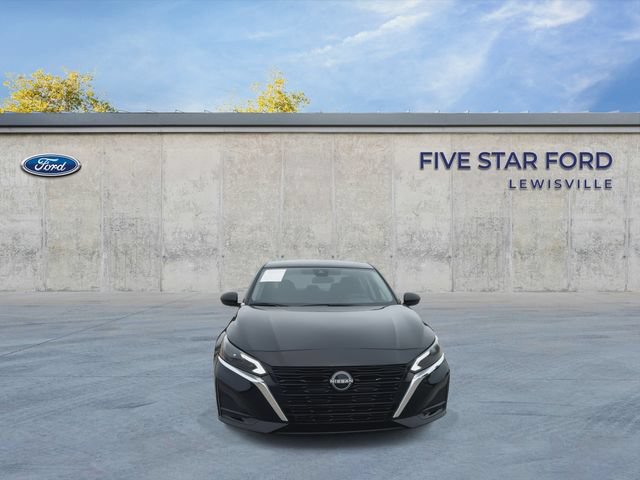 Used 2024 Nissan Altima 2.5 S FWD image 2