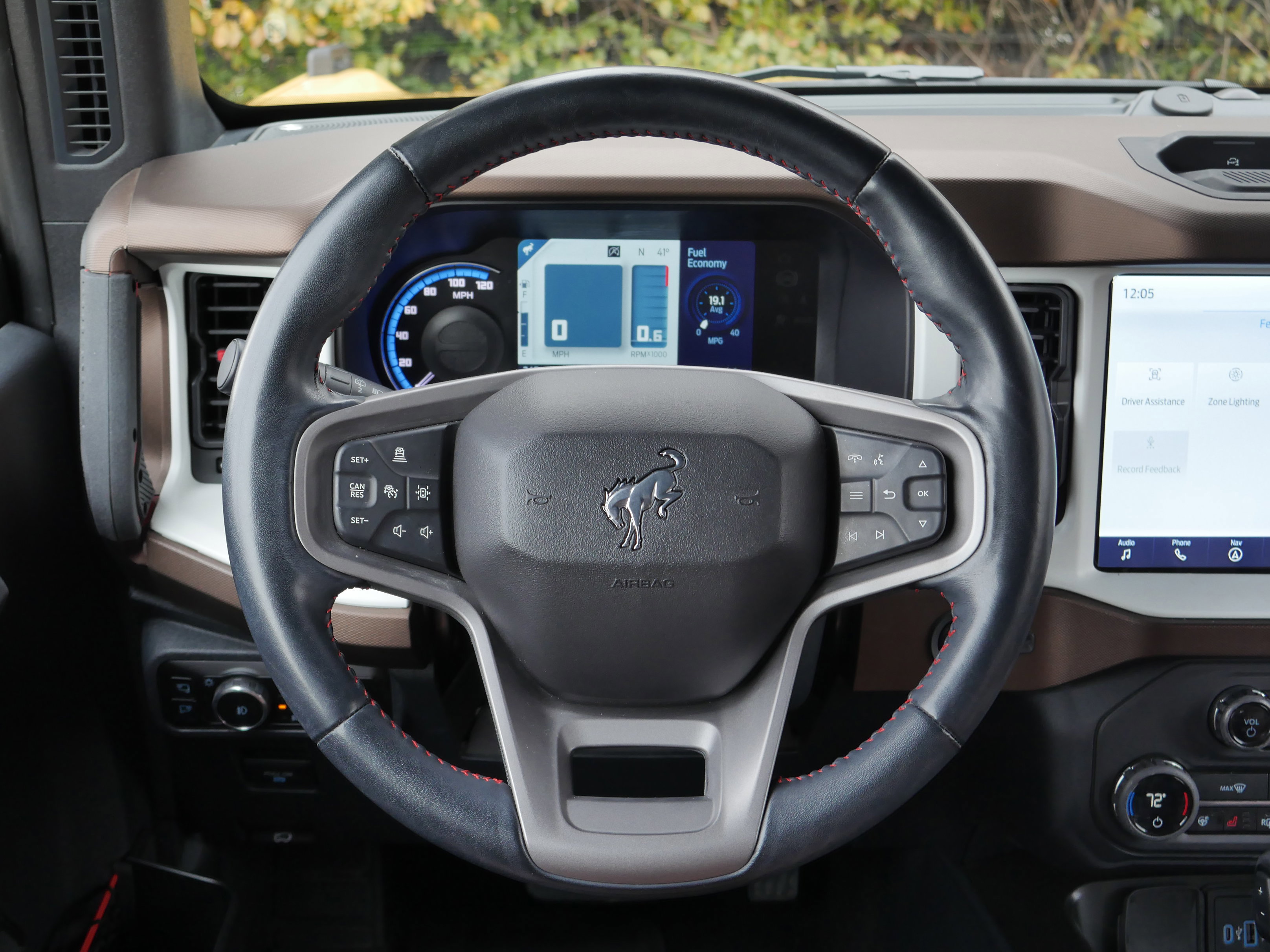 Certified 2024 Ford Bronco Heritage Edition image 12