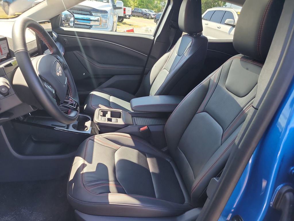Certified 2025 Ford Mustang Mach-E Premium w/ Sport Appearance Package image 17