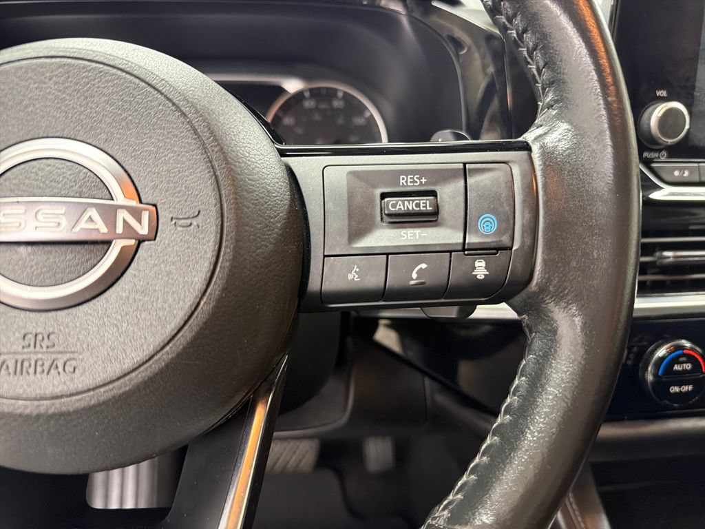 Used 2023 Nissan Pathfinder SV FWD image 21