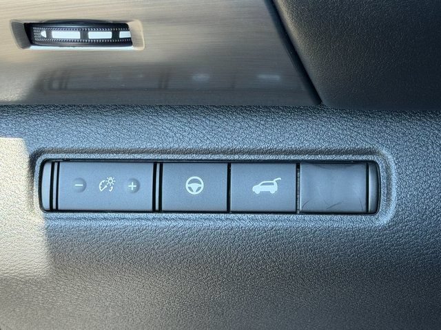 Used 2022 Nissan Pathfinder SL w/ SL Premium Package AWD/4WD image 24