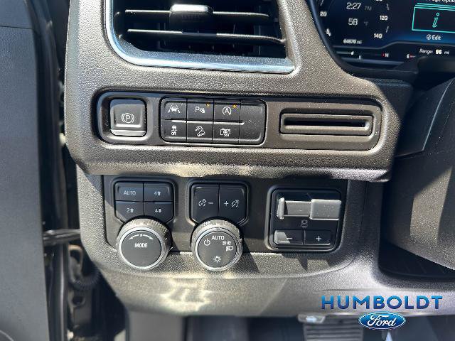 Used 2023 Chevrolet Tahoe Z71 w/ Luxury Package AWD/4WD image 17