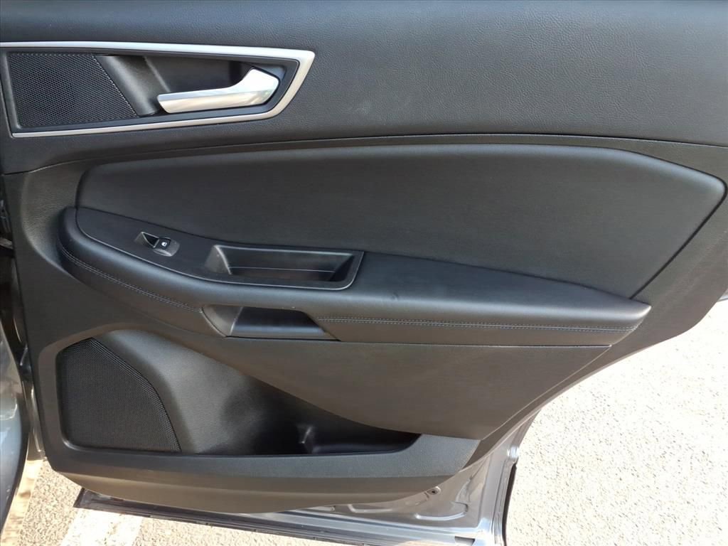 Certified 2022 Ford Edge SEL w/ Convenience Package image 11