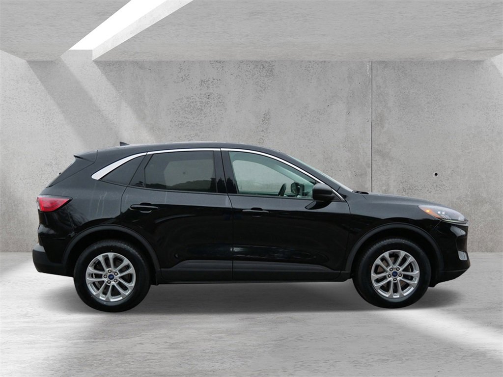 Certified 2022 Ford Escape SE w/ Convenience Package image 2