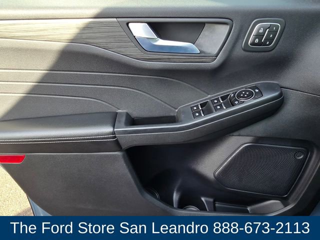 Certified 2023 Ford Escape Platinum image 25