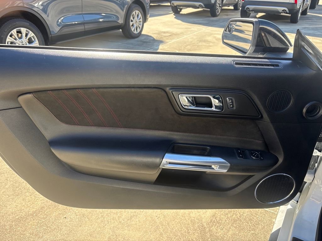 Certified 2016 Ford Mustang GT Premium image 16