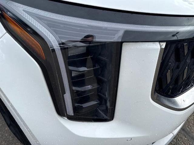 Used 2025 Kia Carnival image 40