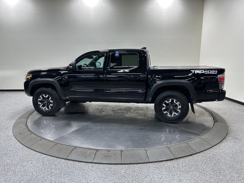 Used 2023 Toyota Tacoma TRD Off-Road w/ TRD Premium Off Road Package image 2
