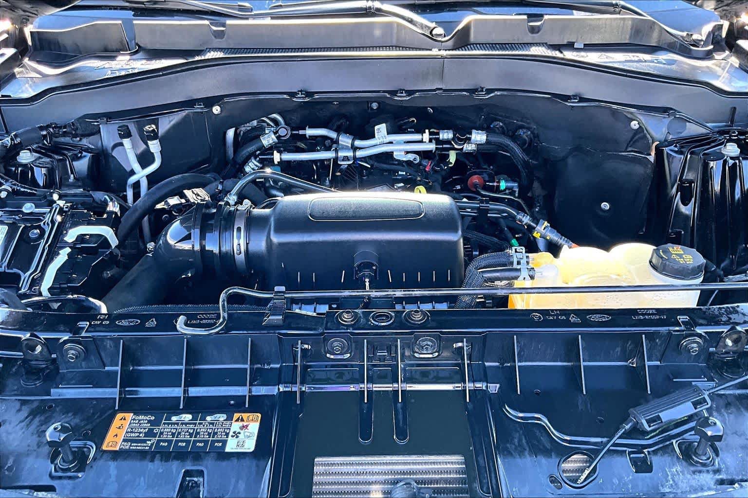 Certified 2023 Ford Explorer XLT w/ Equipment Group 202A RWD image 32