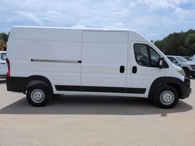 Used 2026 RAM ProMaster 2500 w/ Convenience Group FWD image 3