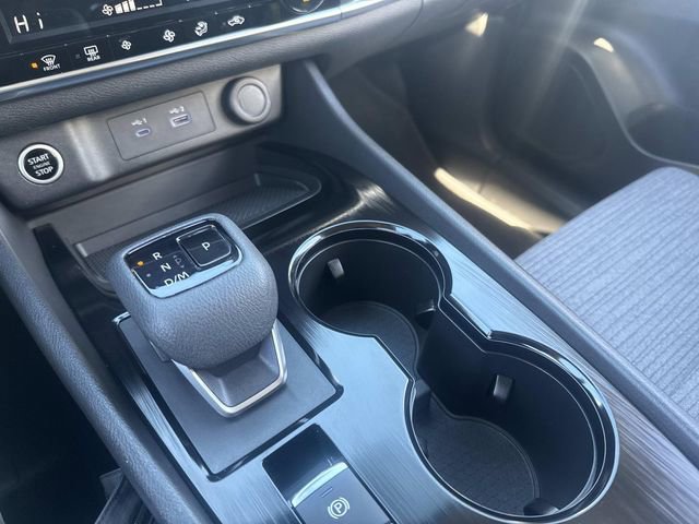 Used 2023 Nissan Rogue SV image 24