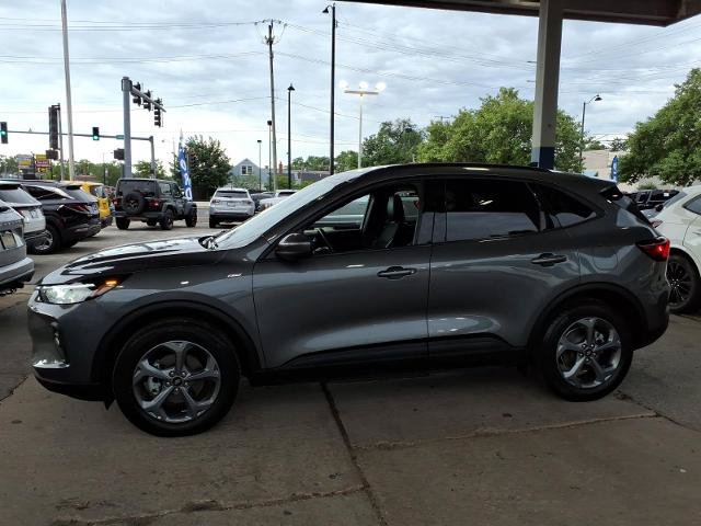 Certified 2025 Ford Escape ST-Line Select AWD/4WD image 5