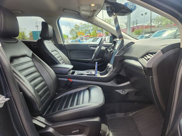 Certified 2022 Ford Edge SEL w/ Convenience Package AWD/4WD image 13