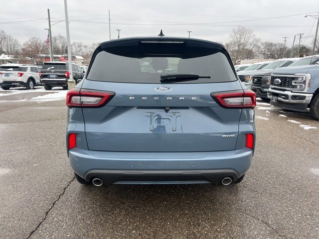 Certified 2024 Ford Escape ST-Line w/ Tech Pack #1 image 3