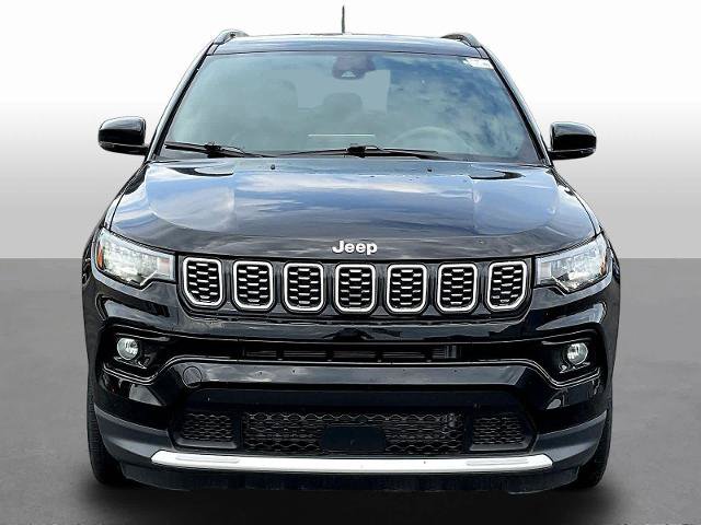 Used 2024 Jeep Compass Limited AWD/4WD image 2
