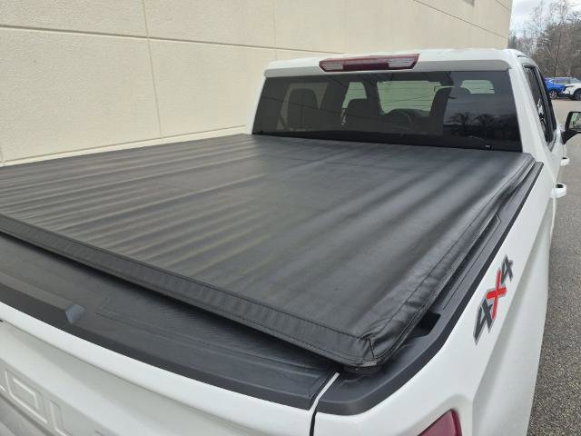 Used 2022 Chevrolet Silverado 1500 LT image 11