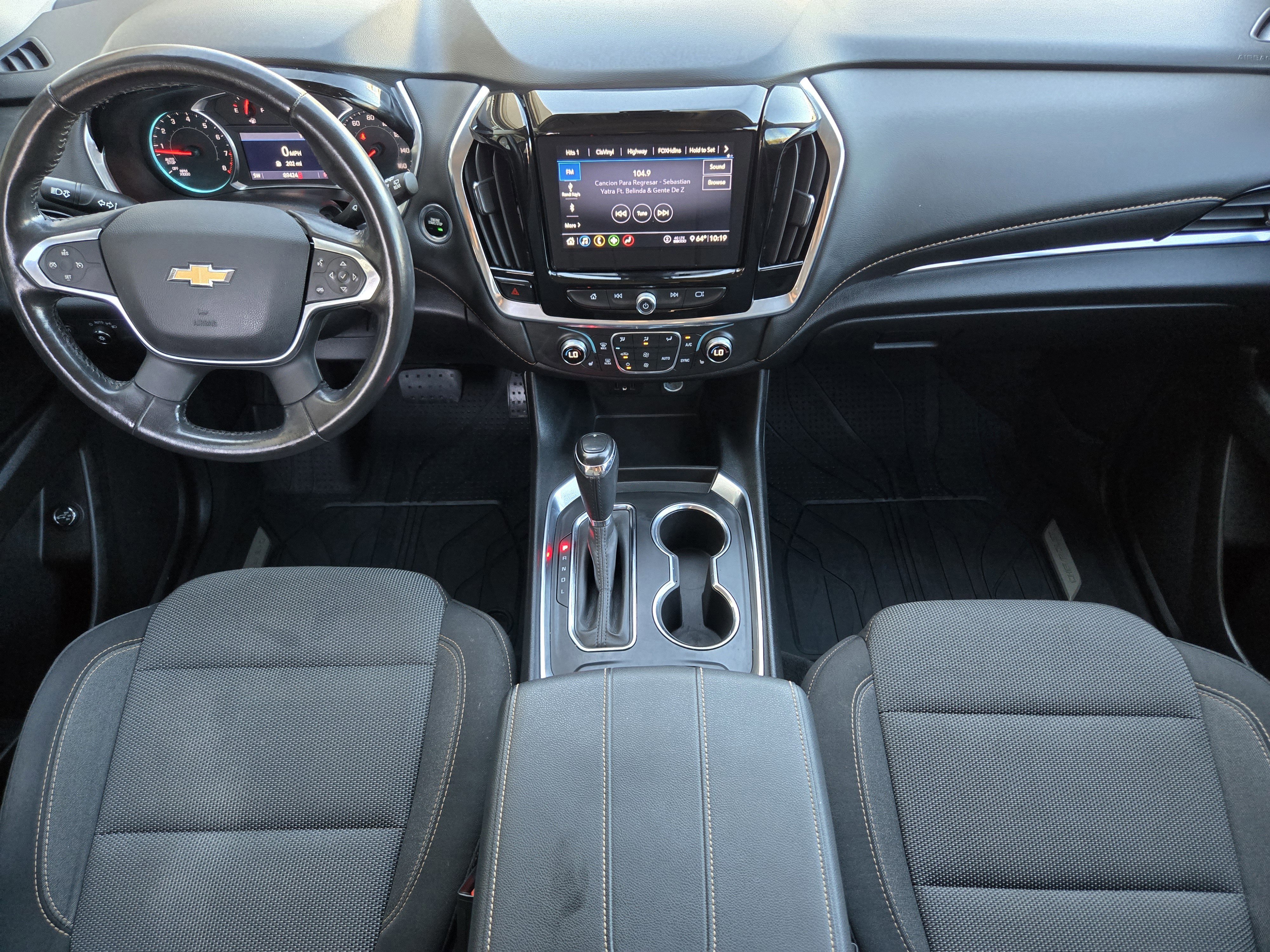 Used 2020 Chevrolet Traverse LT image 20