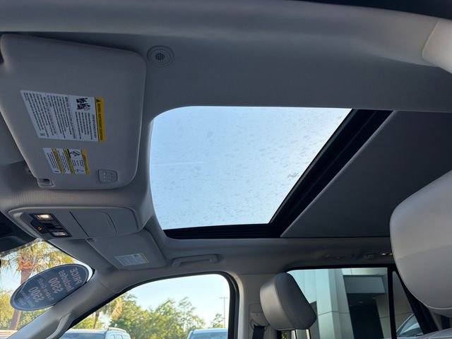 Certified 2025 Ford Expedition Active AWD/4WD image 24