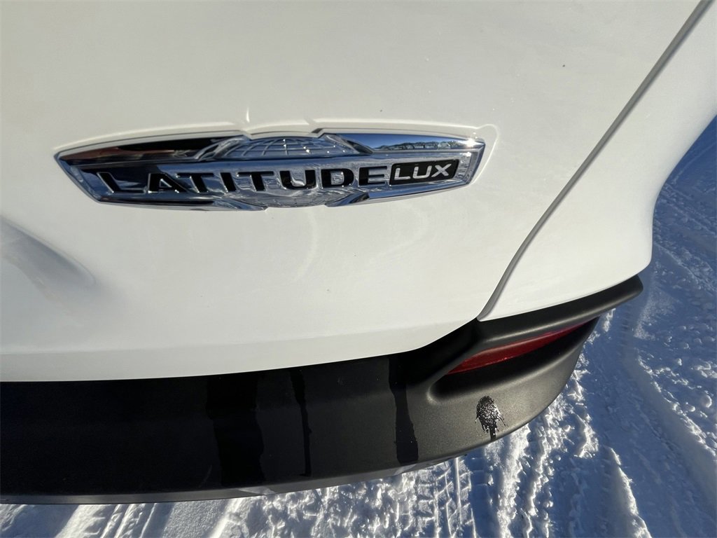 Used 2021 Jeep Cherokee Latitude Lux w/ Comfort/Convenience Group image 27