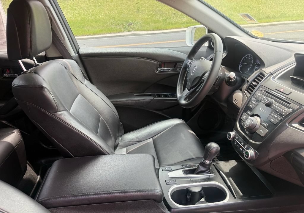 Used 2017 Acura RDX AWD image 30