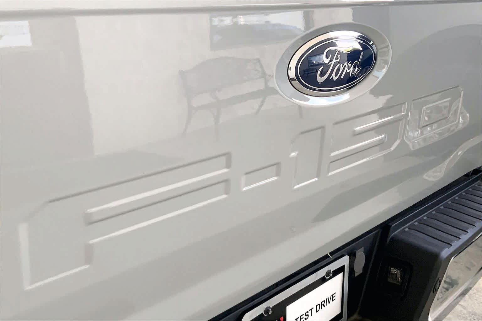 Certified 2023 Ford F150 Lariat w/ Trailer Tow Package AWD/4WD image 30