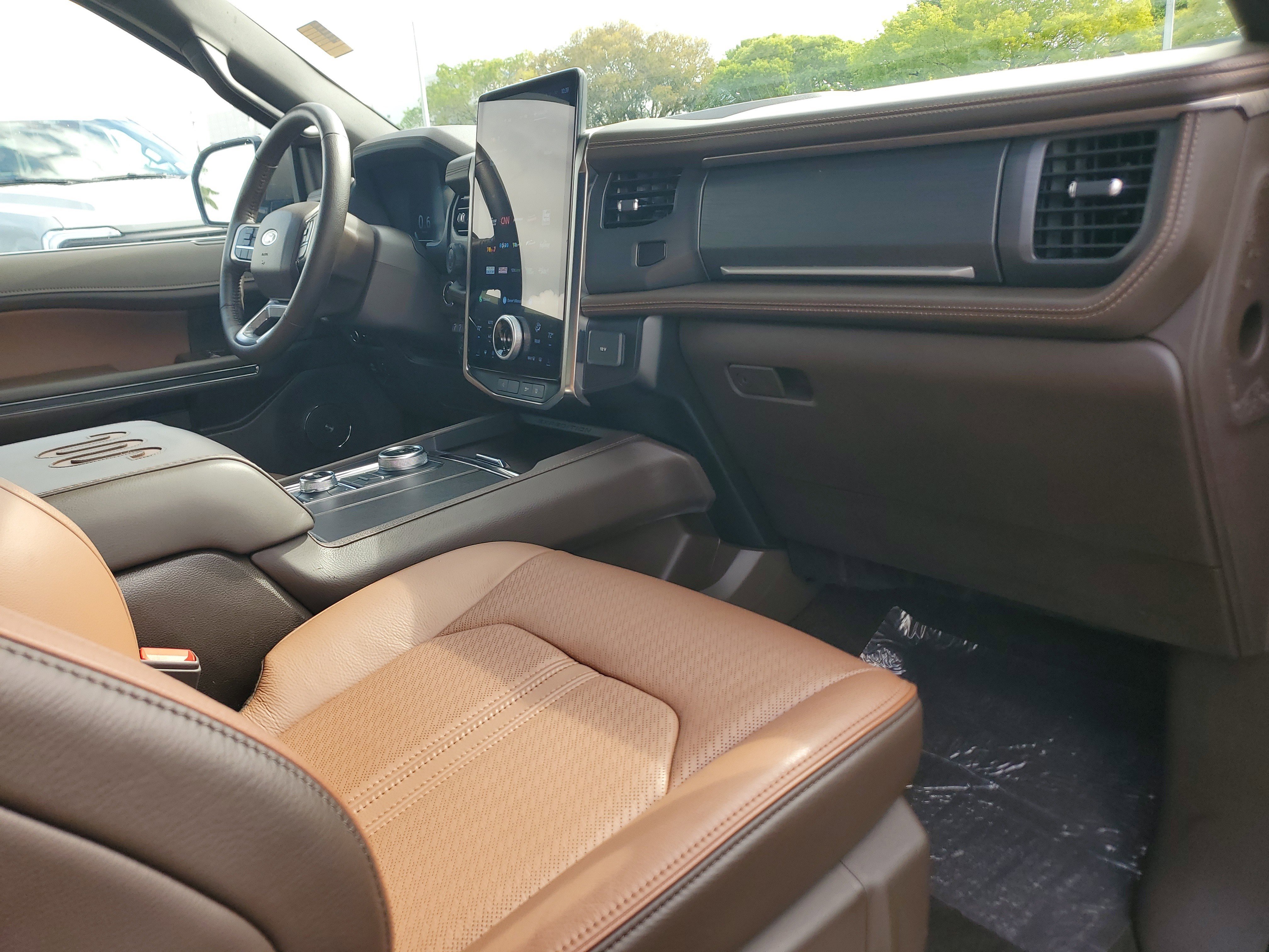 Certified 2024 Ford Expedition King Ranch AWD/4WD image 21