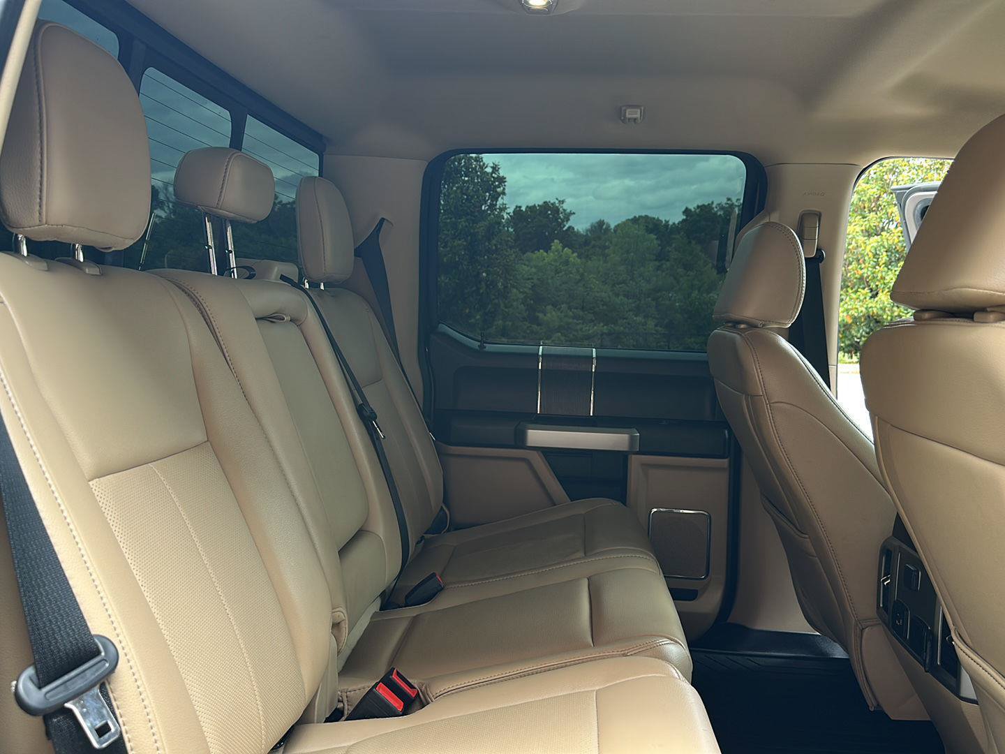Certified 2021 Ford F250 Lariat w/ Lariat Ultimate Package AWD/4WD image 29