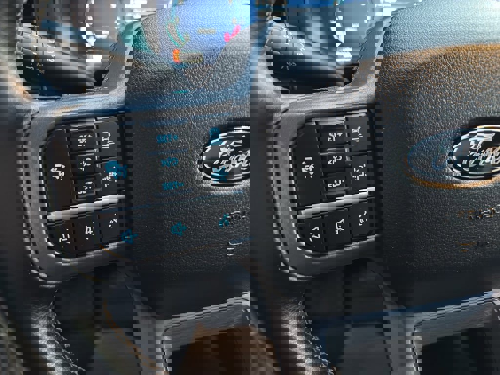 Certified 2025 Ford F150 Lariat image 18