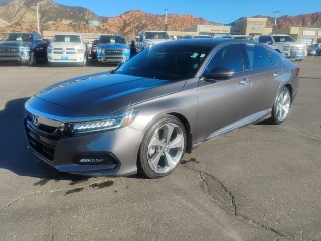 Used 2018 Honda Accord Touring image 3