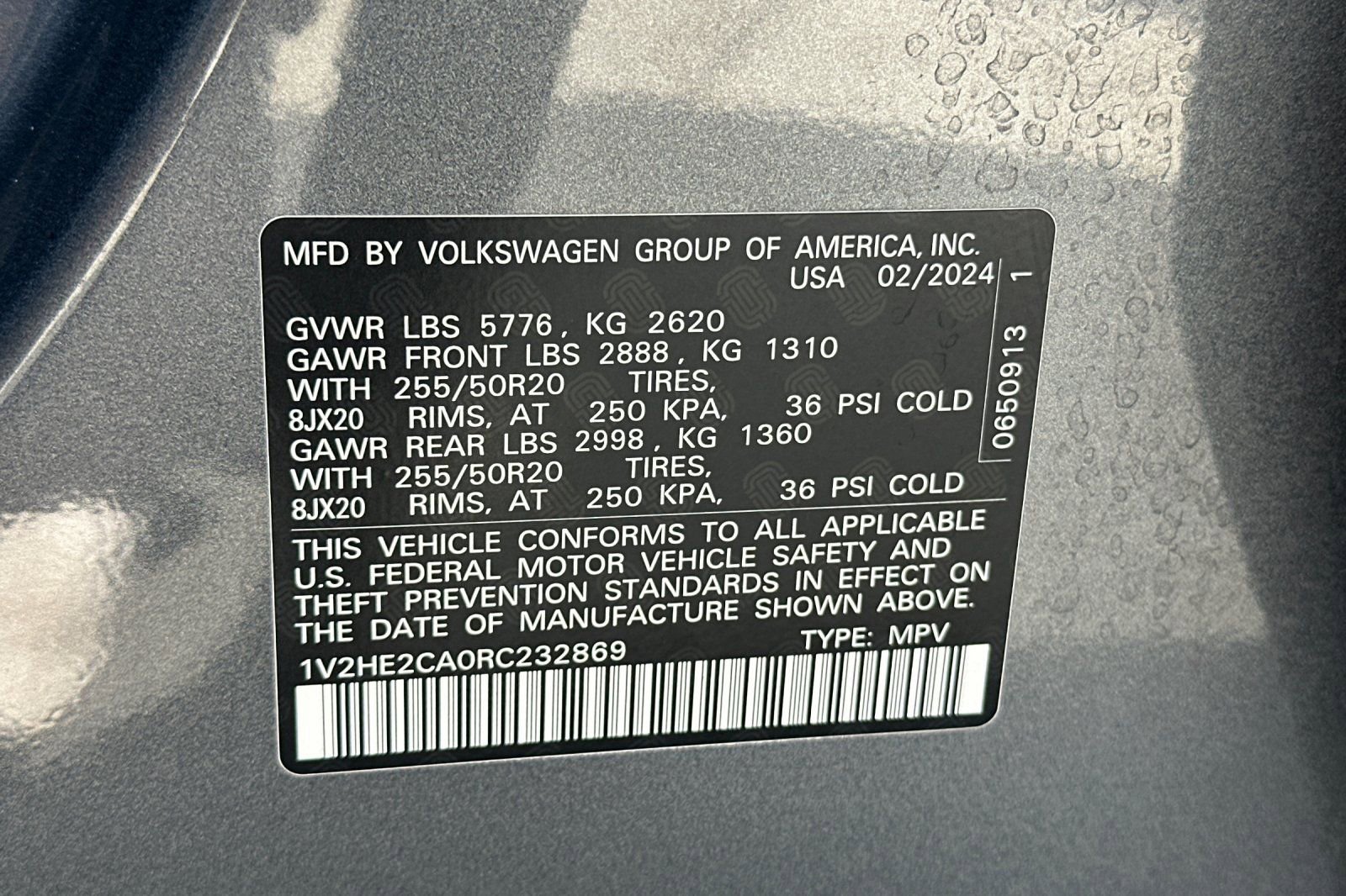 Used 2024 Volkswagen Atlas Cross Sport SE AWD/4WD image 29