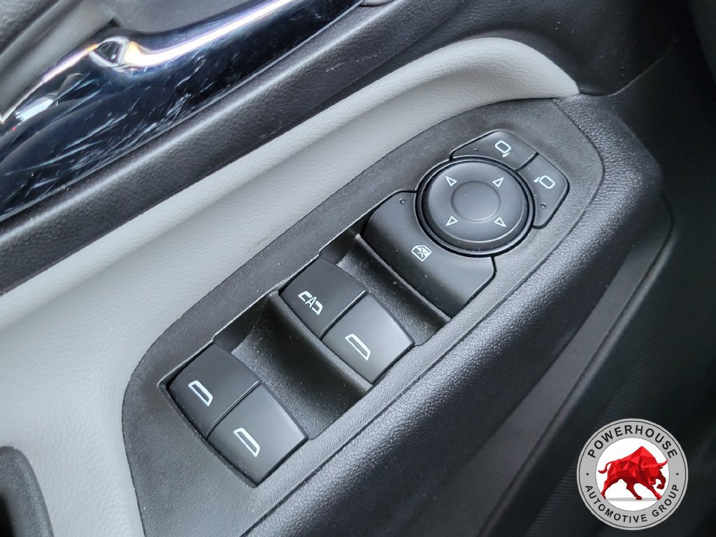 Used 2024 Chevrolet Equinox LS w/ LS Convenience Package FWD image 25